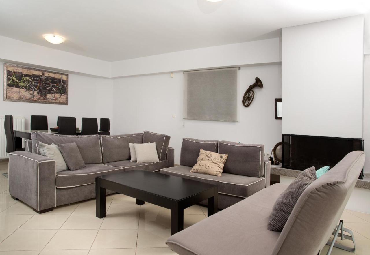 Spacious Modern Apartments With Great Rooftop View Athena Bagian luar foto