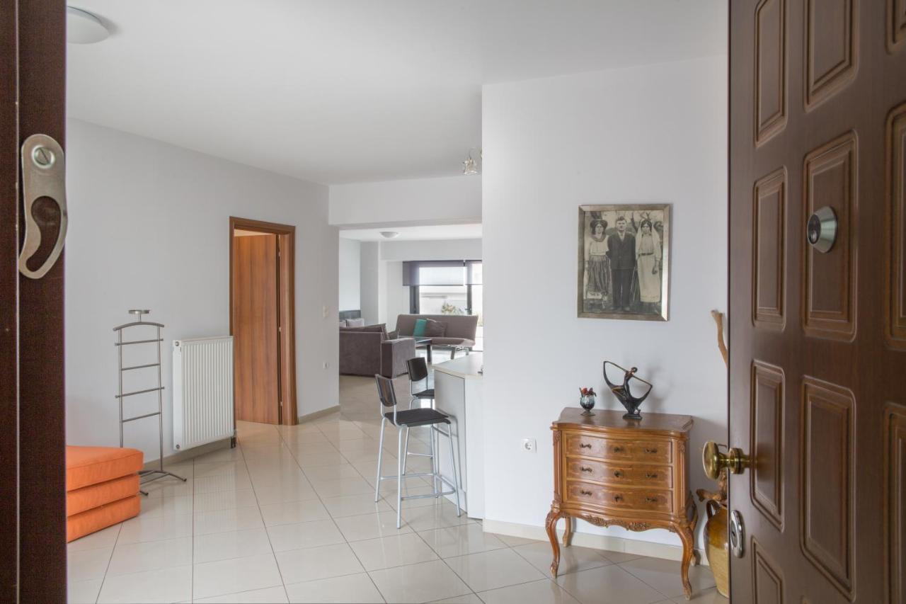 Spacious Modern Apartments With Great Rooftop View Athena Bagian luar foto